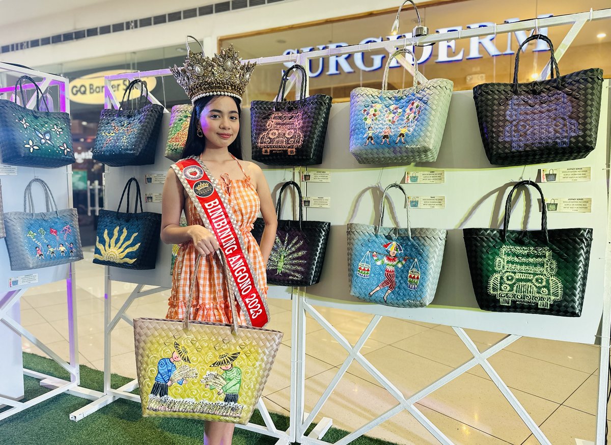 Binibining Angono 2023 Mikka Motoda presents stunning bayong art created by visual artist Kazuyuki Motoda.